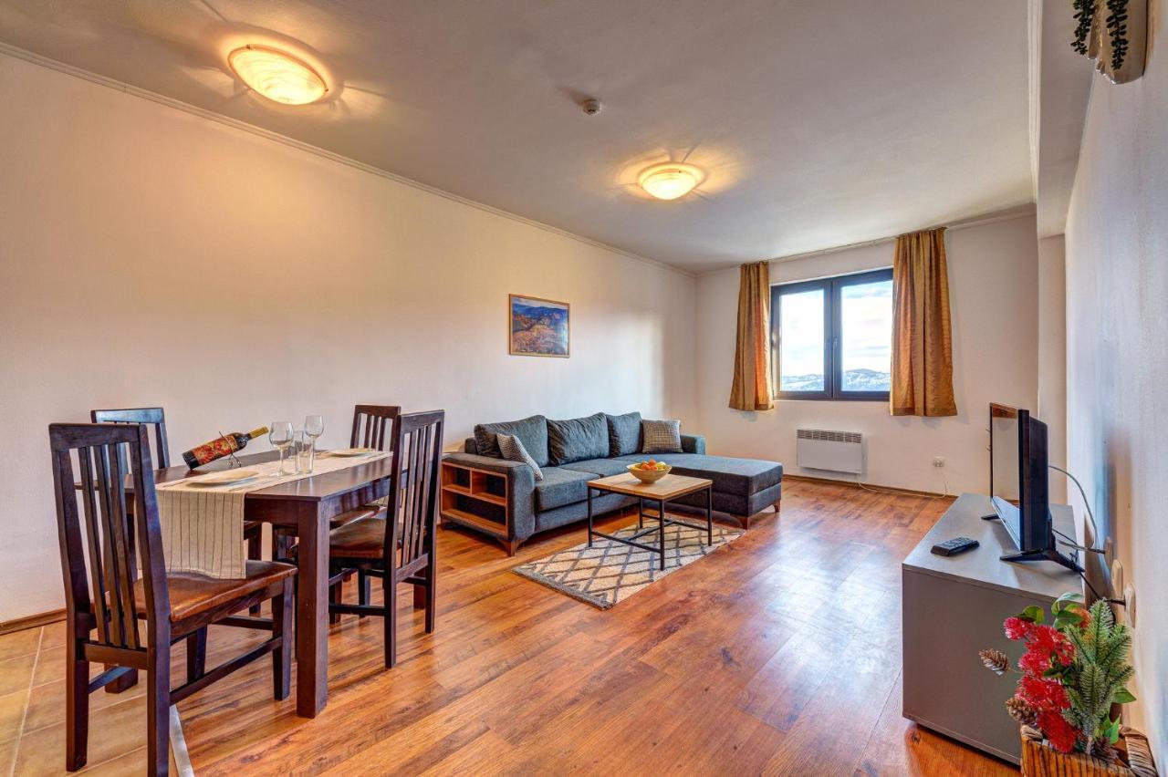 Aparthotel Silver Hills Free Parking Смолян Екстер'єр фото