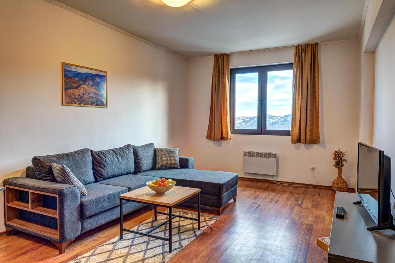 Aparthotel Silver Hills Free Parking Смолян Екстер'єр фото