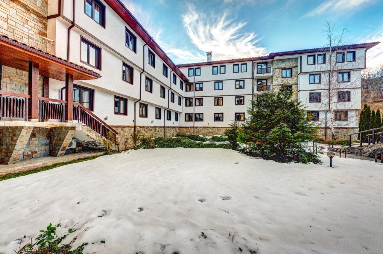 Aparthotel Silver Hills Free Parking Смолян Екстер'єр фото
