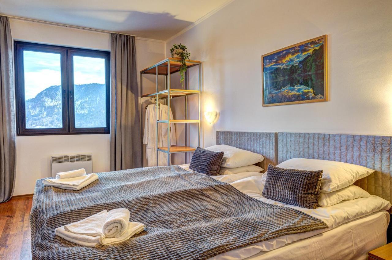Aparthotel Silver Hills Free Parking Смолян Екстер'єр фото