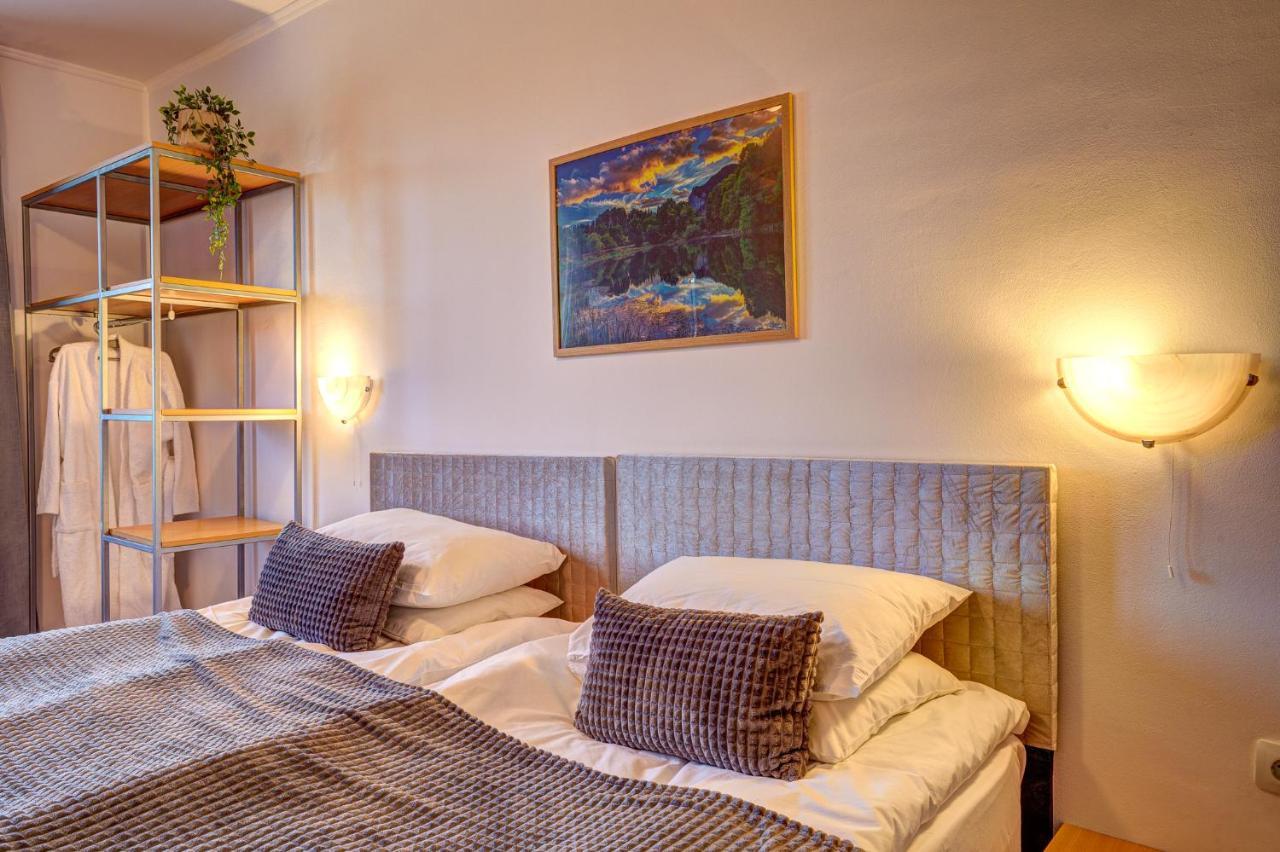 Aparthotel Silver Hills Free Parking Смолян Екстер'єр фото